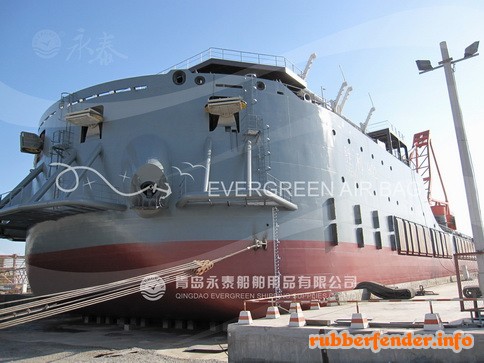 SINOPEC Pipelaying Barge Launching 